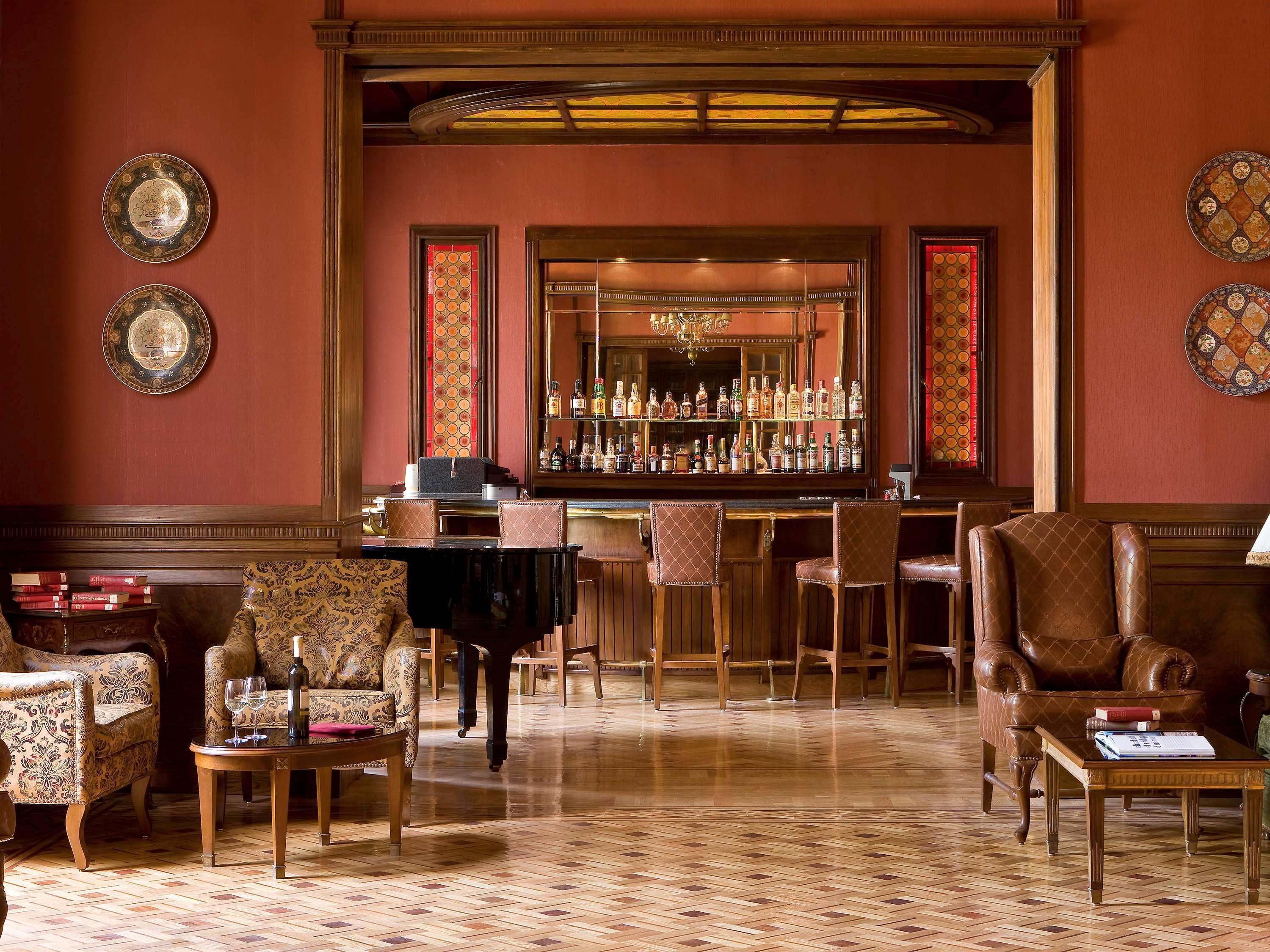מלון Pavillon Winter לוקסור מראה חיצוני תמונה The bar at the St. Regis